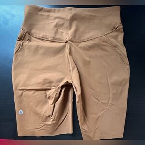 BNWOT base pace Lululemon 8” shorts